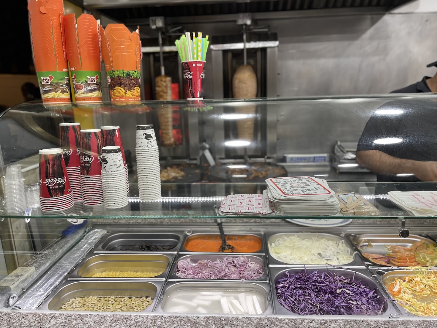 EAT GOOD KEBAB PIZZA BURGER · Fotos 5